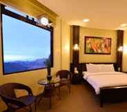 Kamar Tidur 2 Hollywood Drive-In Hotel