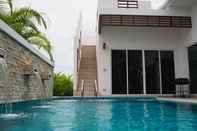 Kolam Renang Qube Pool Villa Hua Hin