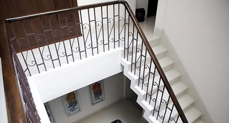 로비 2 At One Inn Hualampong