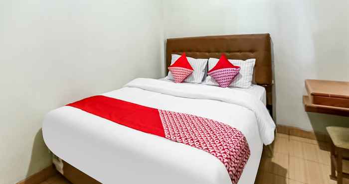 Kamar Tidur OYO Life 91160 Wisma Srijaya Syariah