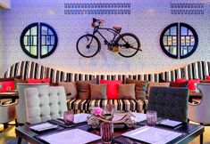 Restaurant 7 Wave Hotel