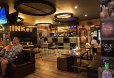 Bar, Cafe and Lounge 6 OneLoft Hotel SHA+