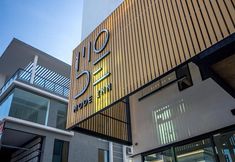 Bangunan 3 Mode Inn Icon City