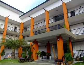 Bangunan 2 Granny Hotel 