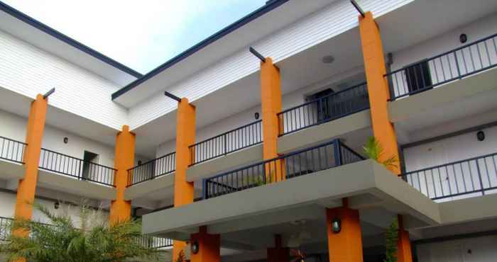 Bangunan Granny Hotel 