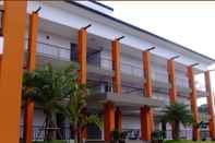 Lobi Granny Hotel 