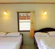 Bedroom 3 Burmese Inn