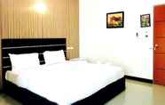 ห้องนอน 6 Phuthan Hotel