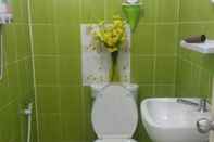 Toilet Kamar Madinah Hostel @ Ranong