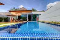 Swimming Pool VANILLE - 2 Bedrooms Villa by Jetta