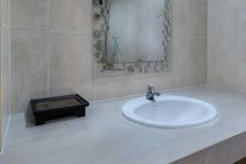 In-room Bathroom Shivani Residence