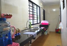 Bilik Tidur 5 Sakura 2