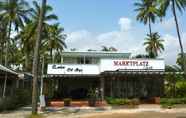 Luar Bangunan 3 Marktplatz Cafe Co Gao Guesthouse