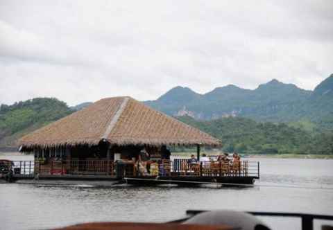 Lobby Nong Dung Raft