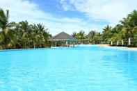 Swimming Pool Tropical Luxury Villas