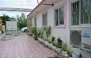 Exterior 3 Baan Roti Homestay