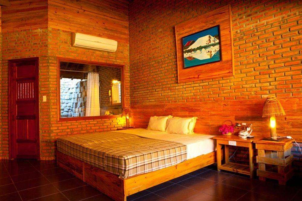 Wild Beach Resort & Spa khách sạn Nha Trang có bãi biển riêng