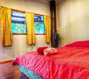 Kamar Tidur 6 Forget Me Not House & Resort