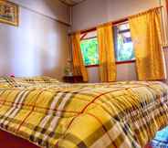 Kamar Tidur 4 Forget Me Not House & Resort