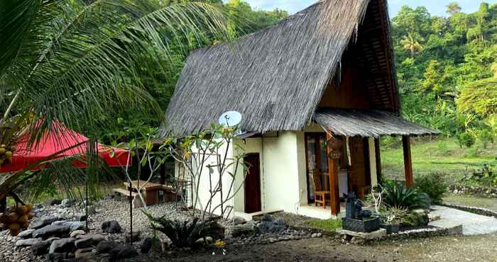 Lobby Eunike Surf Cottage