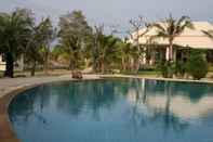 Swimming Pool Nangpaya Resort
