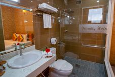 客房内浴室 Friendly Hotel