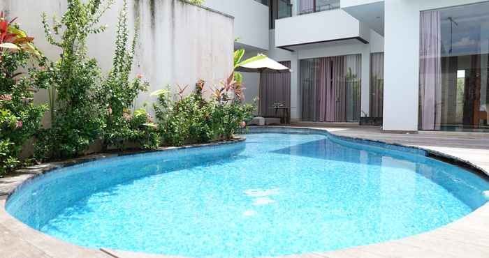 Swimming Pool Bali Exclusive Residence 