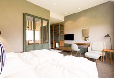 Others 7 The Jesselton Hotel