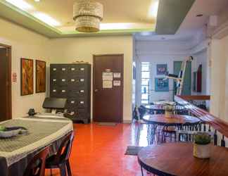 Sảnh chờ 2 Naps & Maps Hostel