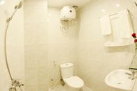 In-room Bathroom Motel Thanh Nhan