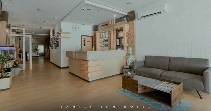 Sảnh chờ Family Inn Hotel - Bangko