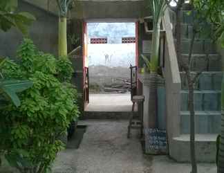 Bangunan 2 Cozy Alfia Inn 