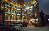 Bên ngoài 2 B&B Hotel