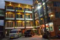 Bên ngoài B&B Hotel