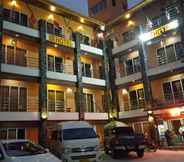 Exterior 4 B&B Hotel