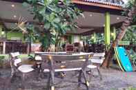 ร้านอาหาร Phayam Coconut Beach Resort