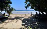 Atraksi di Area Sekitar 3 Phayam Coconut Beach Resort