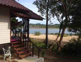 ภายนอกอาคาร 2 Lake View Bungalow