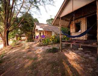 Exterior 2 Saithong Bungalow