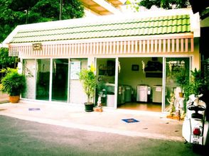 外部的 4 Baan Chaliang