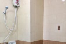 Phòng tắm bên trong Phet Palace