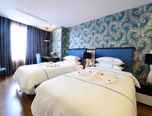 BEDROOM Hanoi Emerald Waters Hotel & Spa