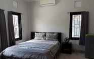 Kamar Tidur 2 Cempaka Bali Homestay Denpasar