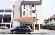 Exterior 2 Palace Inn Miri