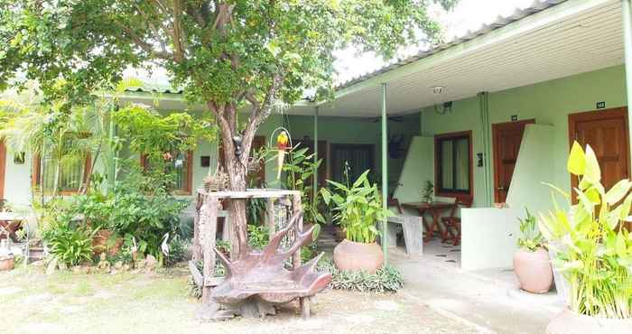 Exterior Baan Sala Lung Dam Hotel