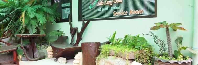 ล็อบบี้ Baan Sala Lung Dam Hotel