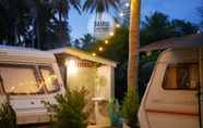 ห้องน้ำภายในห้อง 4 Samui Caravans