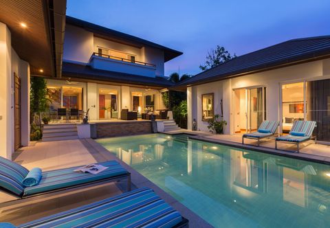 Lobby On The Rock Villa
