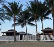 Nearby View and Attractions 7 S.N. Plytorn Beach Resort