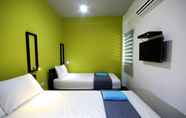 Bedroom 5 The Pillow Hostel Khaosan